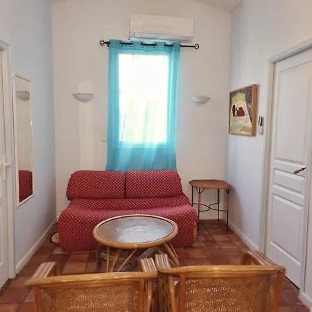 Pousterle De - Piscine & Hammam Sabran