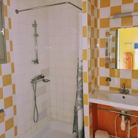Pousterle De - Piscine & Hammam