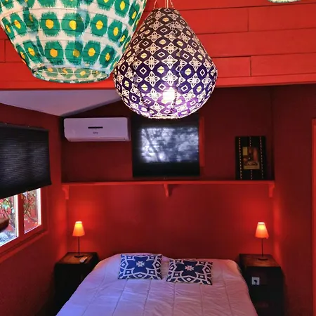 Pousterle De - Piscine&hammam