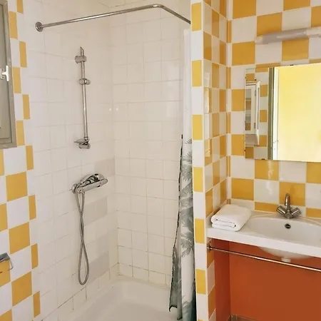 Pousterle De - Piscine&hammam *