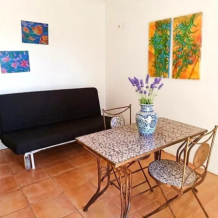 Apartmán La Pousterle De - Piscine & *