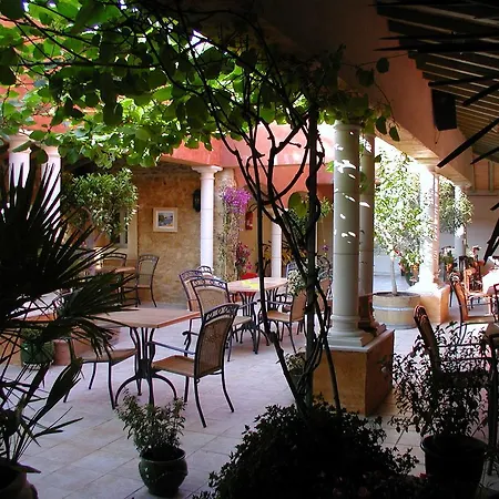 Pousterle De - Piscine&hammam Appartement Sabran