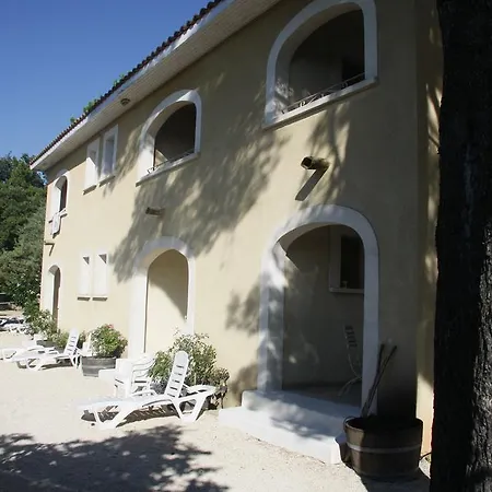 Pousterle De - Piscine & Hammam *