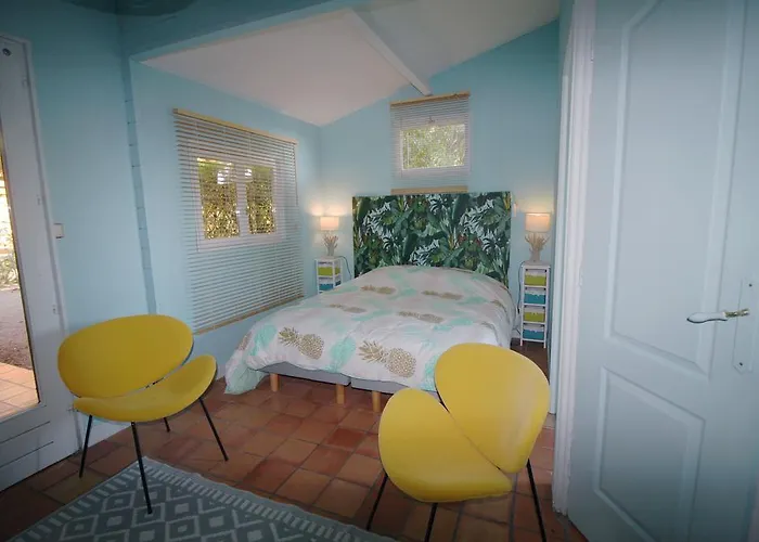 Pousterle De - Piscine & Hammam