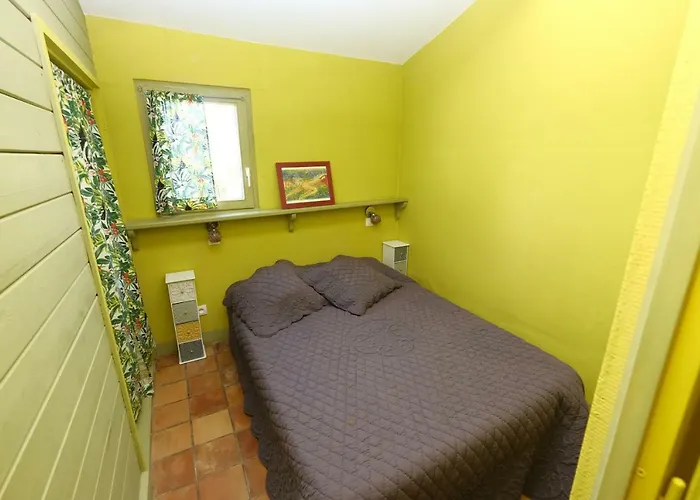 Pousterle De - Piscine & Hammam Sabran